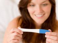 Úplně první známky těhotenství před zpožděním: rady pro nastávající maminky